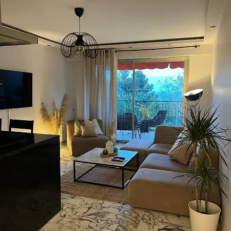 Апартаменты Luxury - 10mn Walk From Beach *